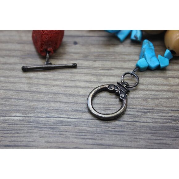 Chunky turquoise free form coral kukui nut vintage indigenous necklace - Picture 9 of 10